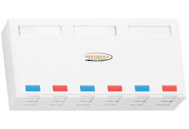 NMC-MB6P-ST-WT Nikomax Корпус настенной розетки NIKOMAX, 6 портов,